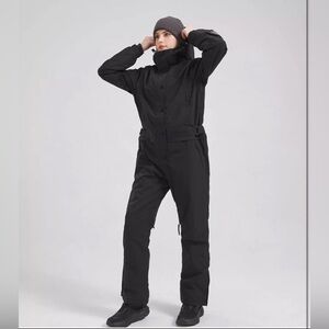 SNBOCON snowjacket used for any snow sports/activity size large